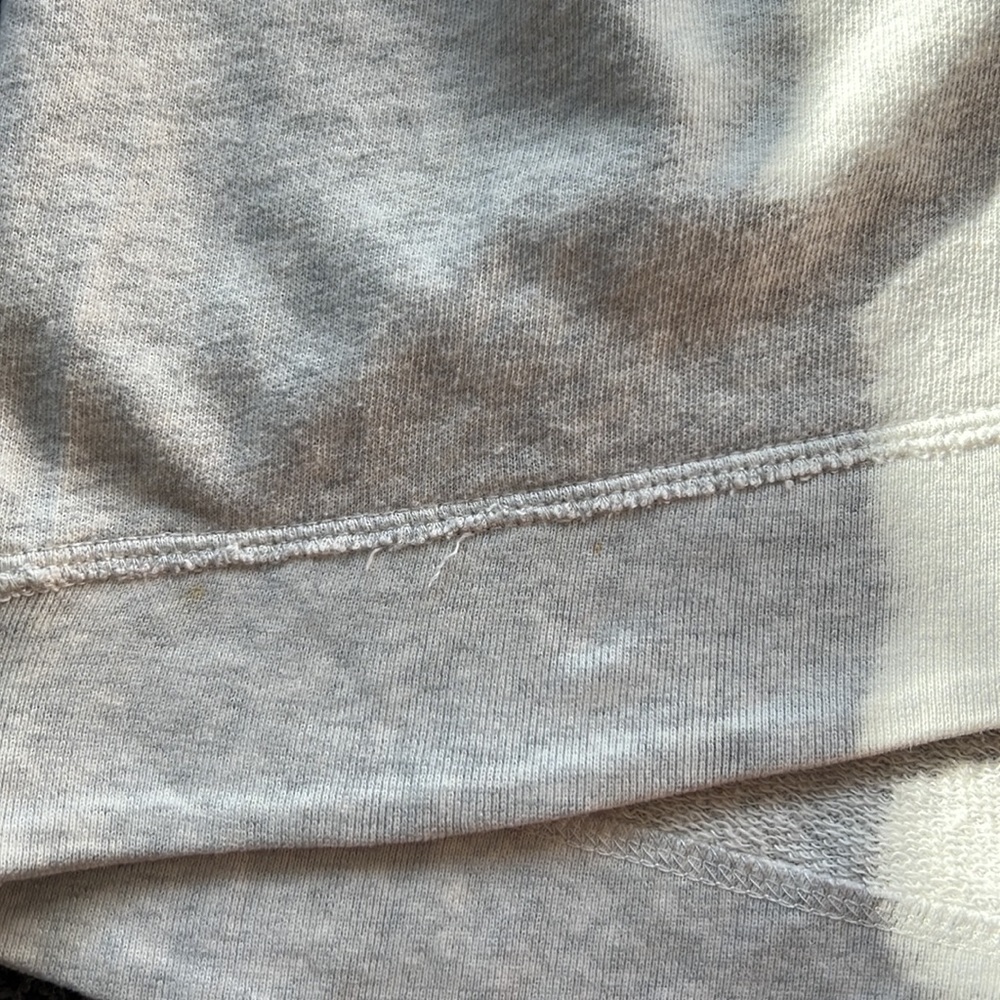 A&F Sweatshirt - Picture 7 of 7